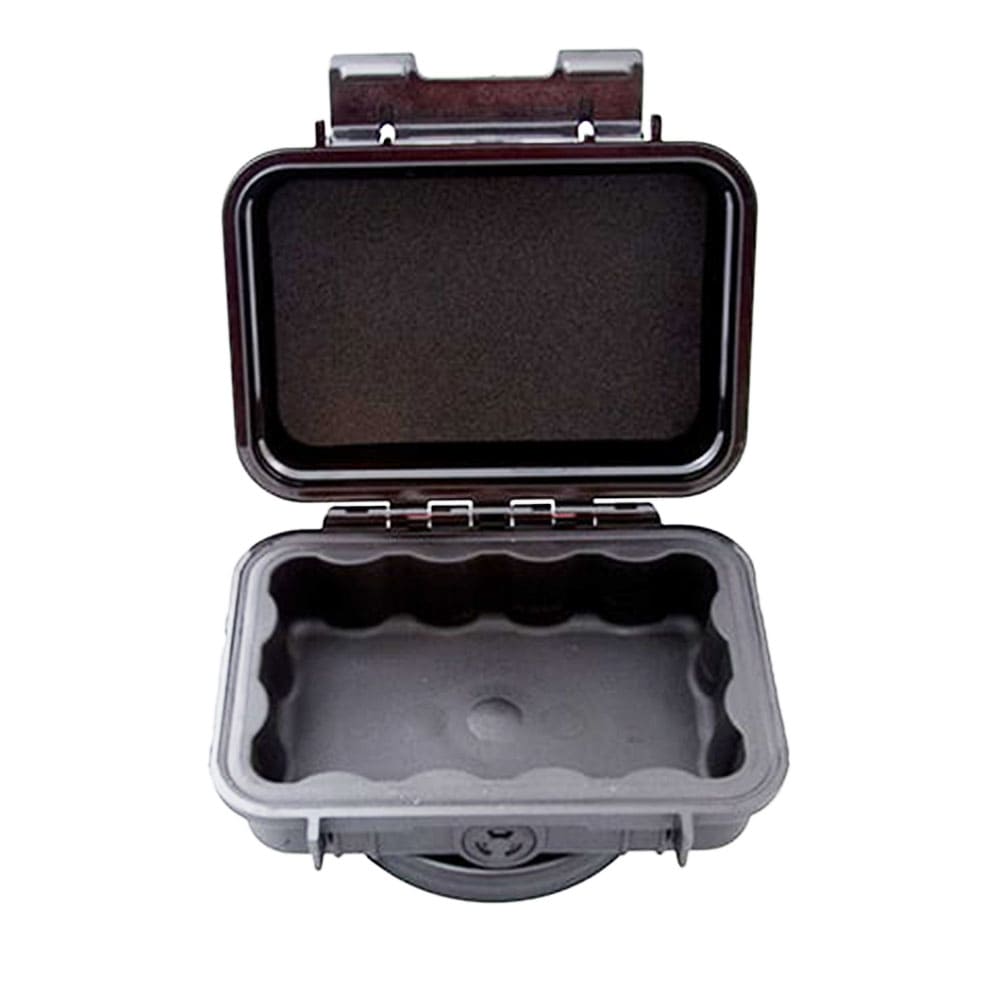 Magnetic case for GPS tracking unit