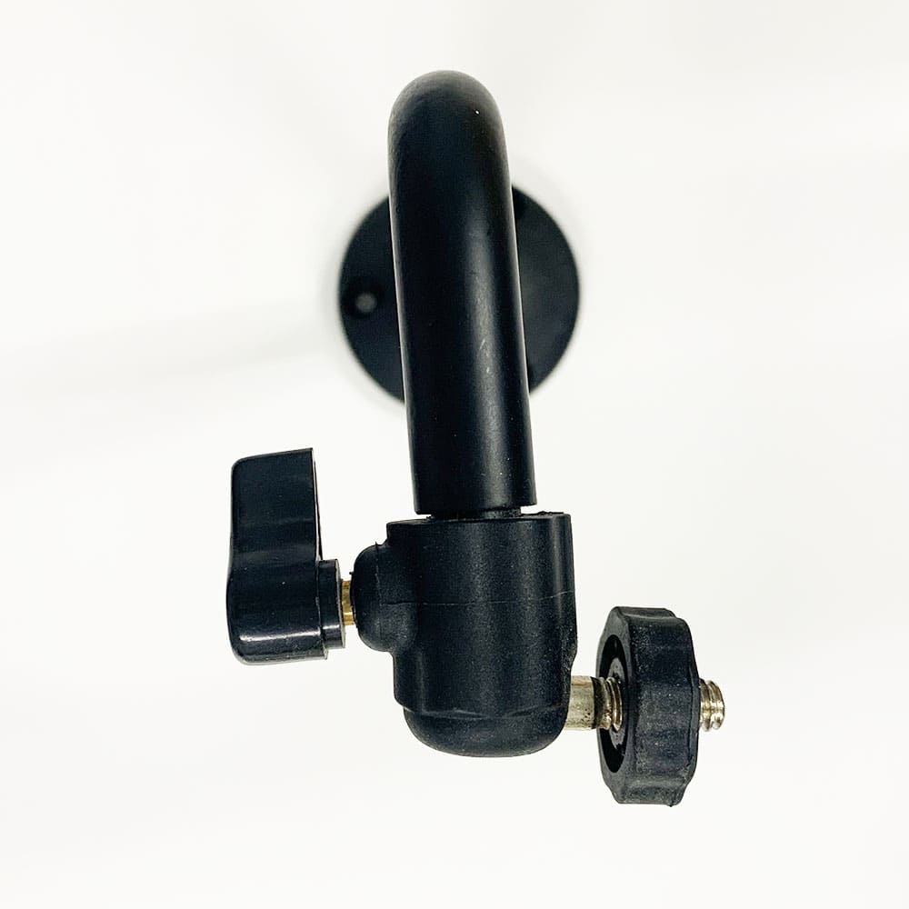 90-degree curved mount for CCTV cameras